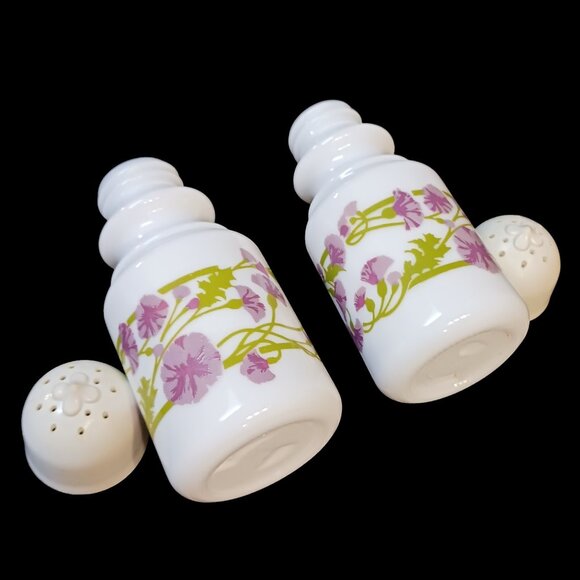 2pc Vintage Avon Milk Glass Shakers | Lilac Floral Kitsch Vanity Decor - Picture 11 of 12